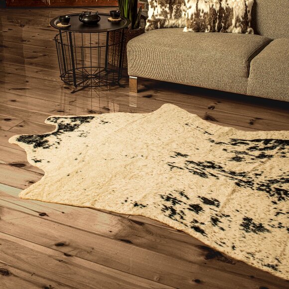 Luxe Home Decor Classic Faux Hide Rug | 1-Piece | Salty | 5.25'x7.5' - Picture 3 of 4